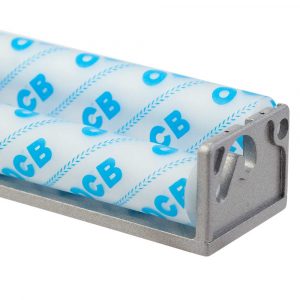 Rouleuse OCB - machine à rouler les cigarettes en métal de la marque OCB pour feuilles à rouler regular.