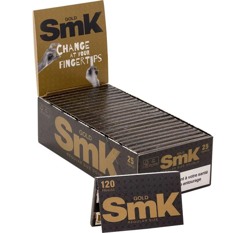 Feuilles à rouler SMK Gold Regular X25, papier ultra-fin pour fumeurs, format court, idéal pour un roulage précis.