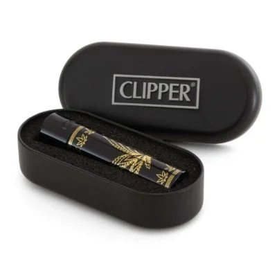 clipper métal black - briquet noir en métal avec feuilles de cannabis or