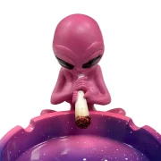 cendrier original résine alien qui fume