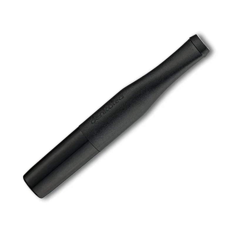 porte cigarette noir denicotea, format slim (pour cigarettes fines type vogue)