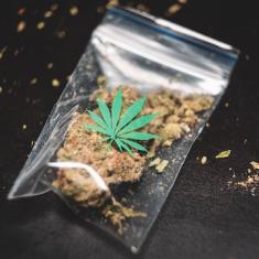 Sachet zip hermétique, pochon en plastique pour conserver tabac, weed, herbes...