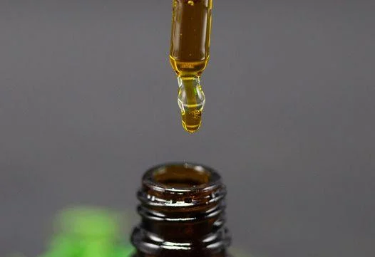 wie nimmt man cbd-öl ein?