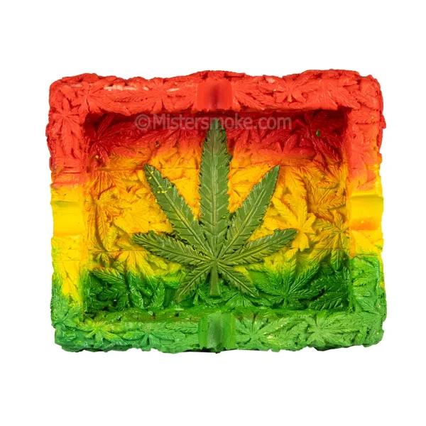 cendrier original en résine aux couleurs rasta et feuille de cannabis au centre