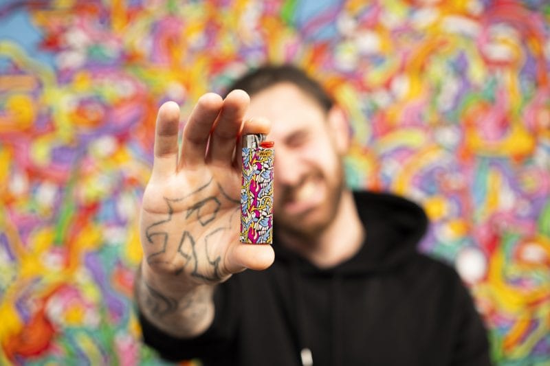 BIC Briquets en lot pas cher - Collaboration artiste BEBAR.
