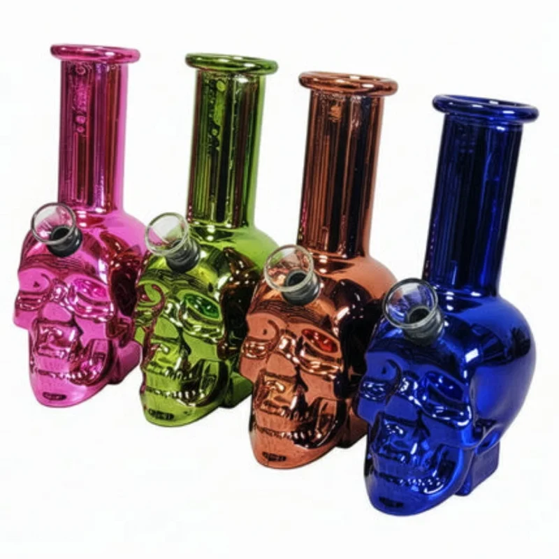 Petit bang en verre au design original tête de mort - bang coloré, facile à transporter avec douille en verre amovible.