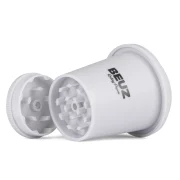 Pot de conservation weed avec grinder intégré.